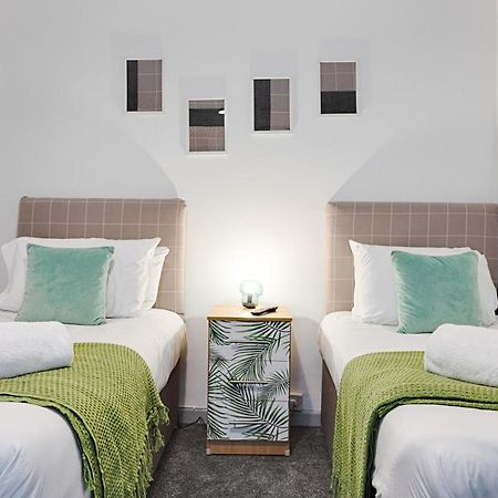 City Centre, Parking, Smart Tv'S In All Rooms Swansea Dış mekan fotoğraf